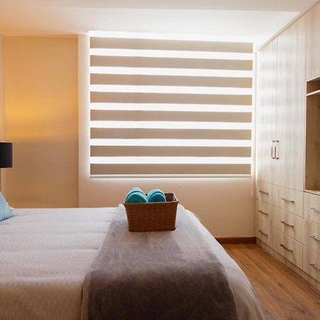 Wanderlot - Departamento Leganza - Penthouse Lujoso Apartment Риобамба Екстериор снимка