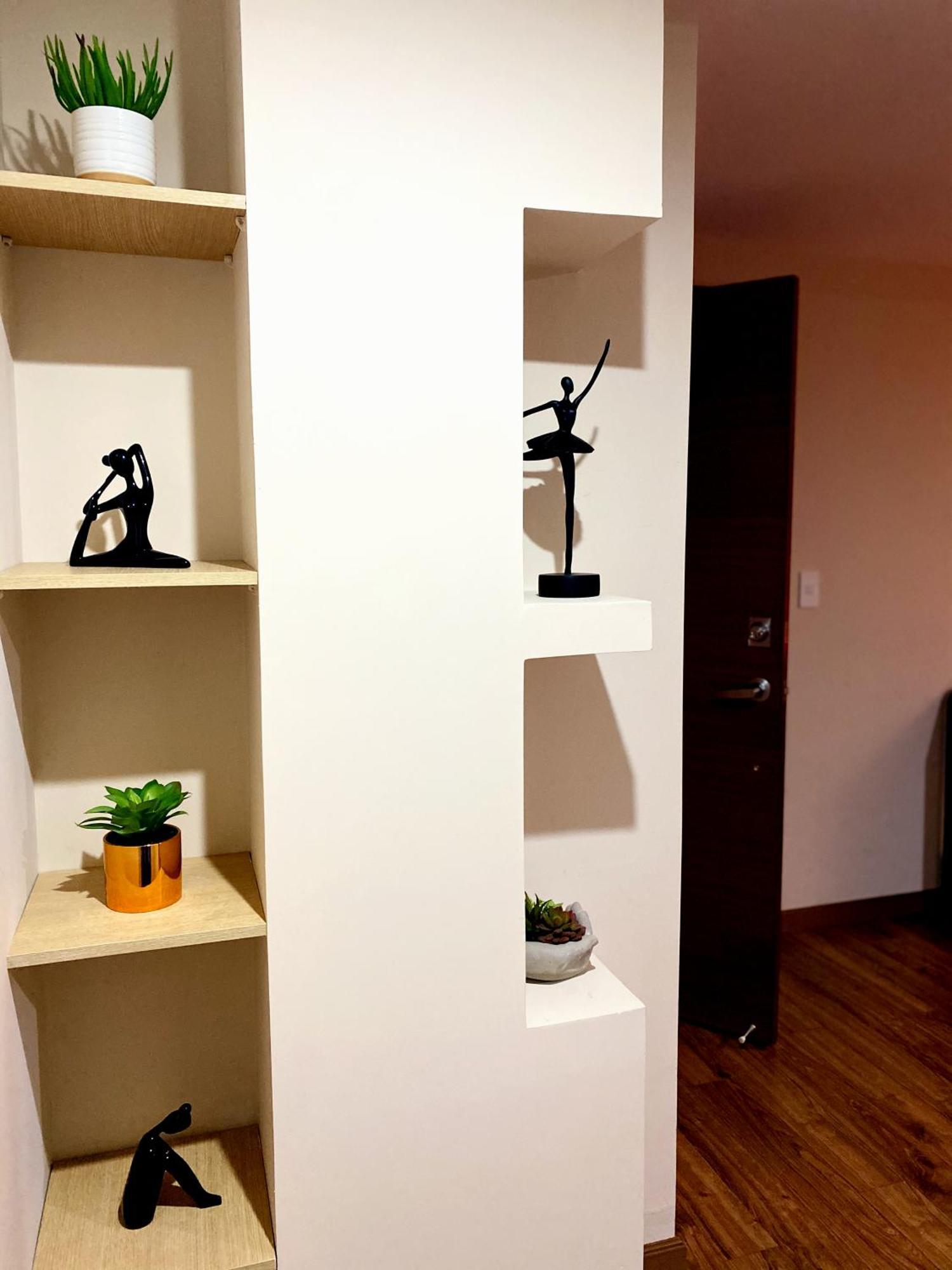 Wanderlot - Departamento Leganza - Penthouse Lujoso Apartment Риобамба Екстериор снимка