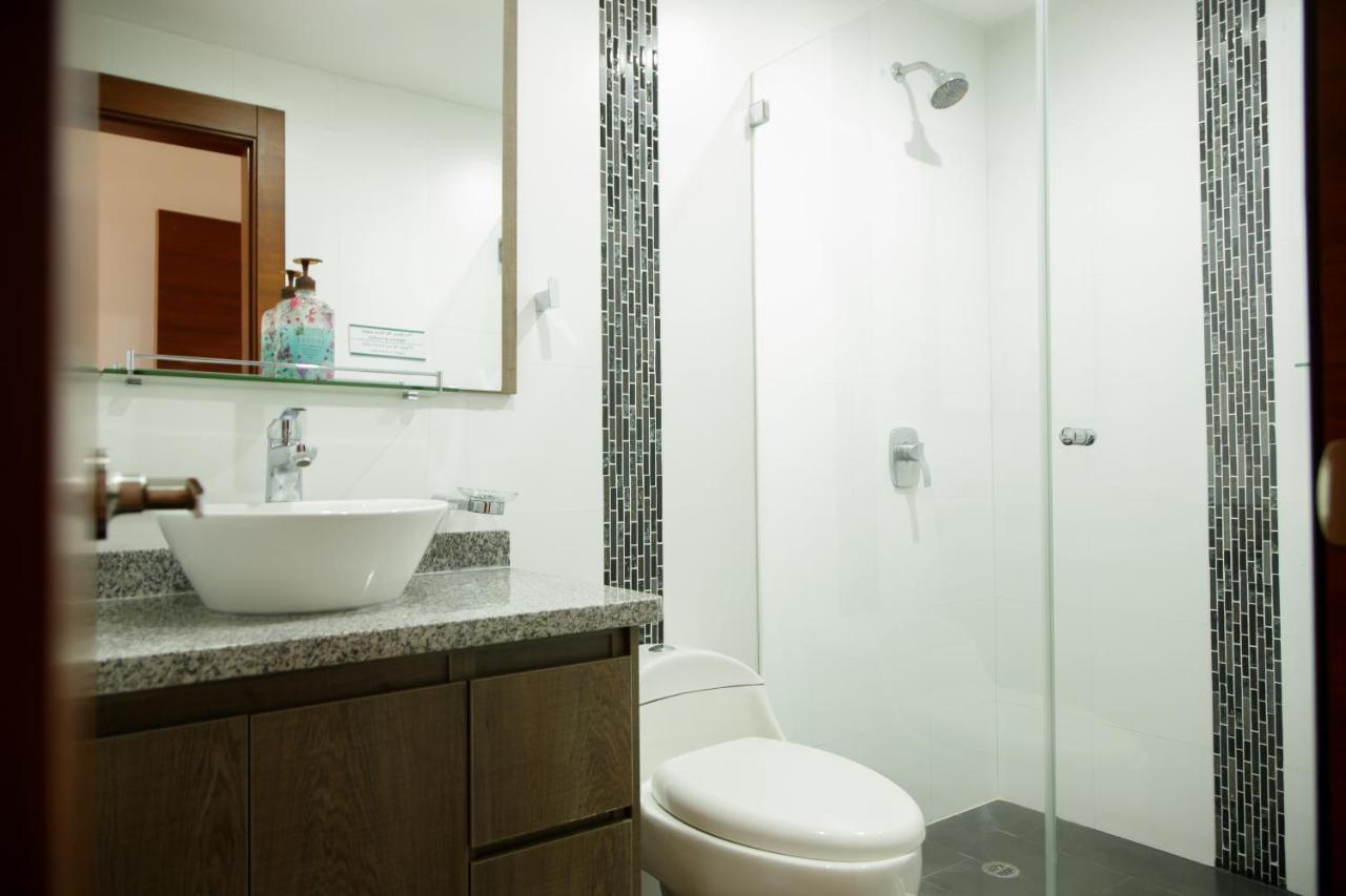 Wanderlot - Departamento Leganza - Penthouse Lujoso Apartment Риобамба Екстериор снимка